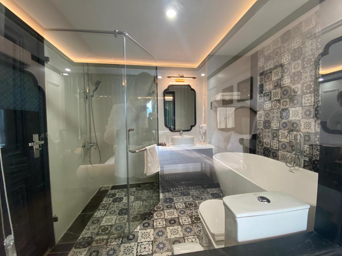 Moma Paris Hotel Ninh Binh Esterno foto